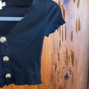 Princess Polly cropped shirt